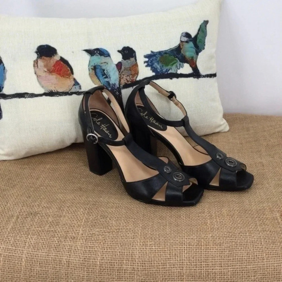 Cole Haan - Nike Air Tech Leather T-Strap Heel - Picture 2 of 8